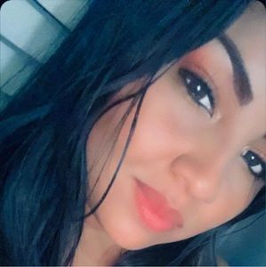 Meet your Posher, Ingrid